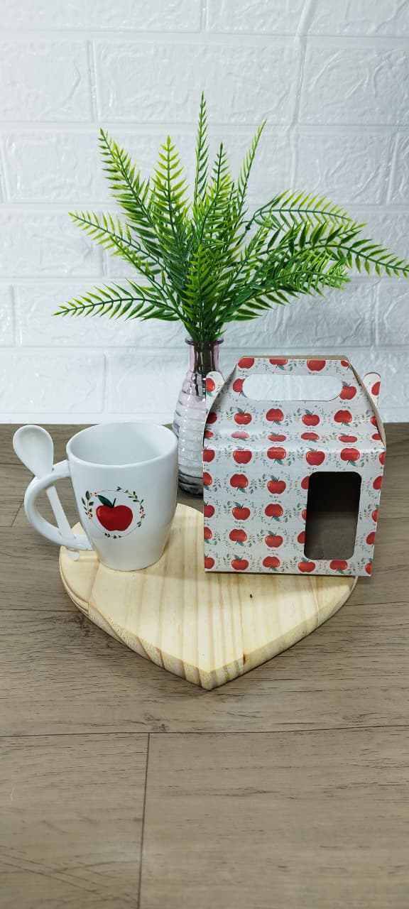 Caneca com colher